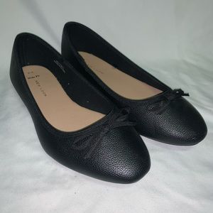 Black Ballet Flats